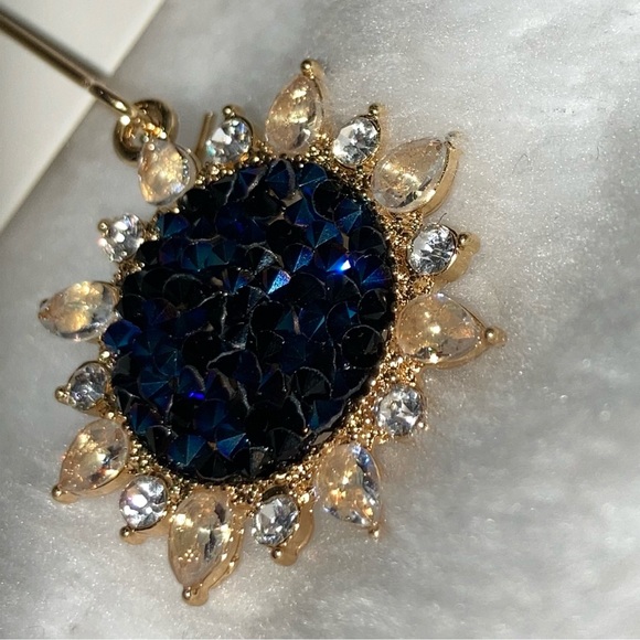 Divine Druzy Sunflower Lever Back Dangle Earrings - Picture 5 of 5